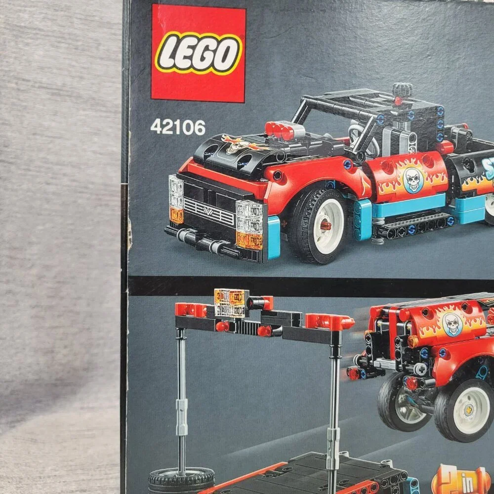 Lego Technic Stunt Show Truck & Bike 42106
